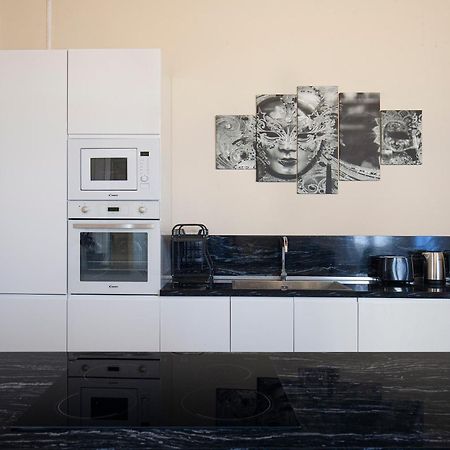 Luxury Apartment Pesaro Papafava Venetië Buitenkant foto